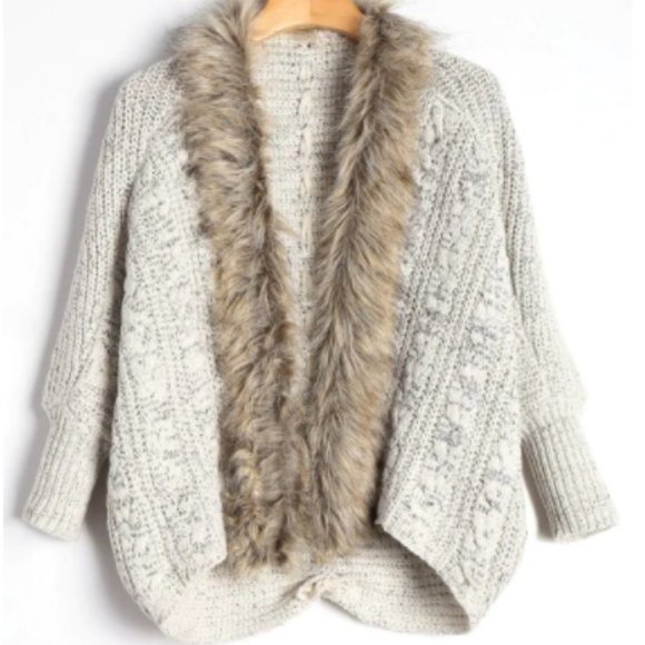Fur Trim Cropped Cardigan Sweater - Picture 1 of 5